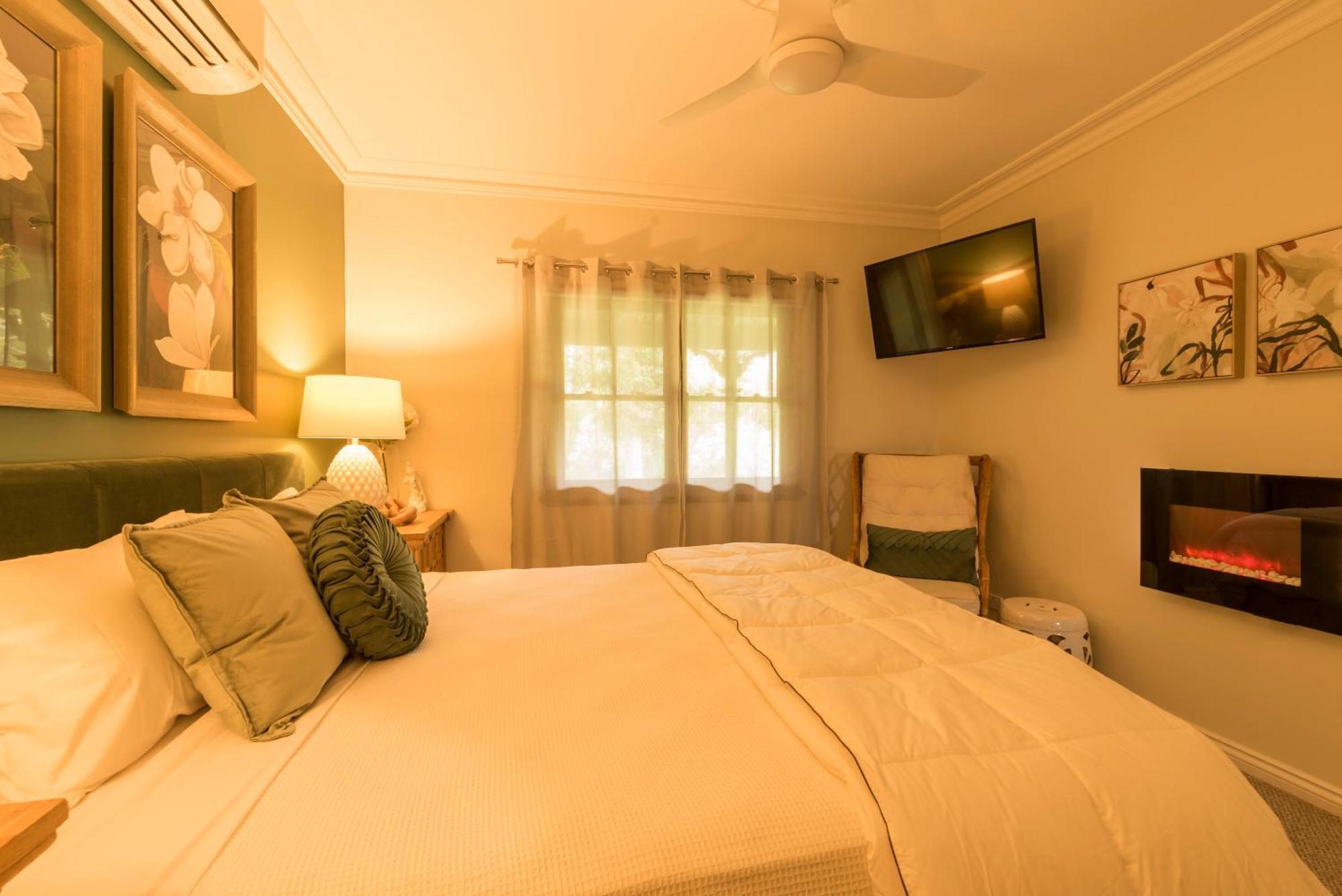 Maleny Hotel Eksteriør billede