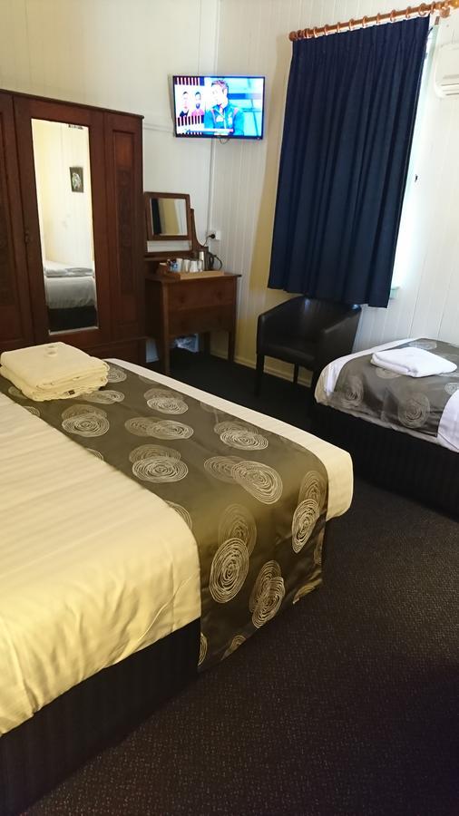 Maleny Hotel Eksteriør billede