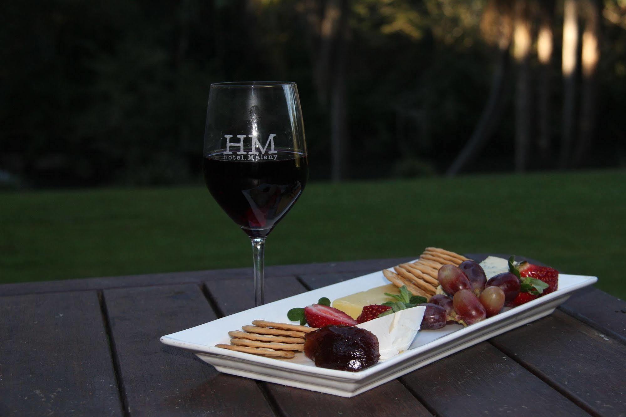 Maleny Hotel Eksteriør billede